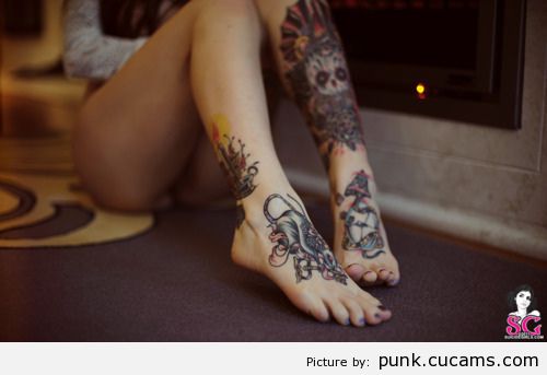 Punk Beauty Voyeur by punk.cucams.com